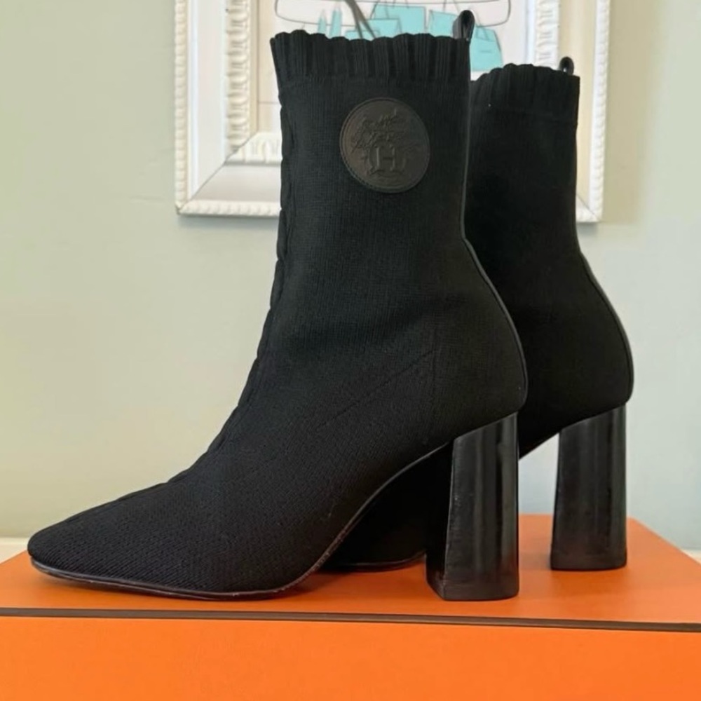 Gentle wear  Hermes Jenna 60 ankle boot Sz 37 / Sz 7